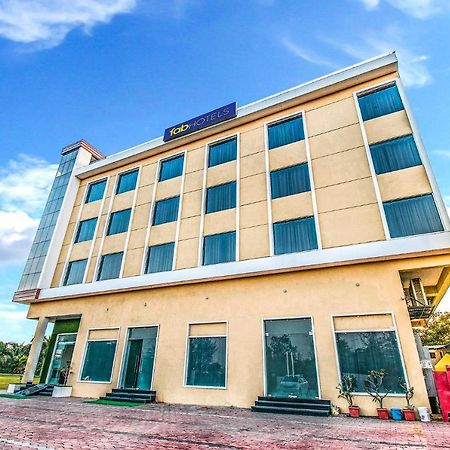 Fabhotel Amrit Greens Indore Airport Екстериор снимка